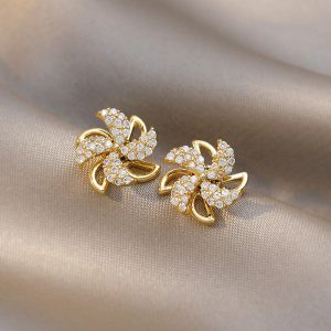Japan and South Korea new daisy flower mask chain pearl chain necklace glasses chain bracelet four in one accessories in stock